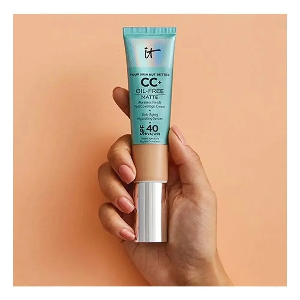 IT Cosmetics Your Skin But Better CC+ Oil Free Matte SPF40 neutral medium new